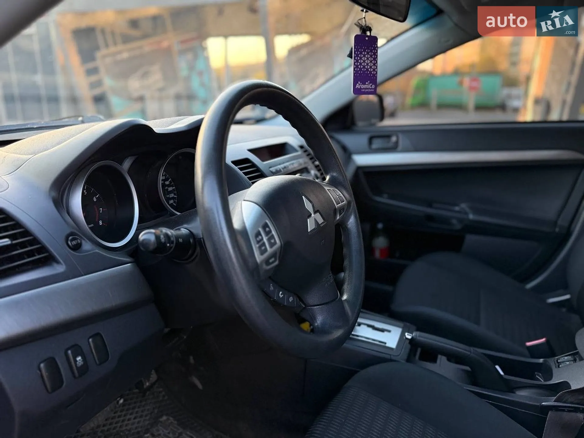 2013 Mitsubishi Lancer - мініатюра 13