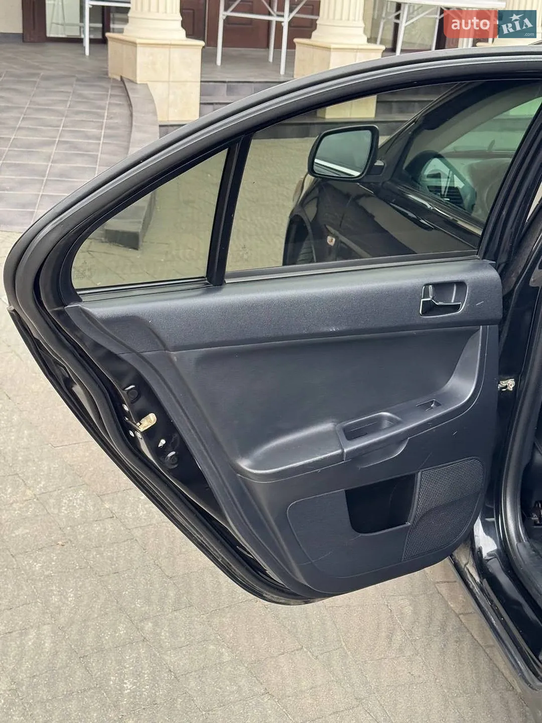 2011 Mitsubishi Lancer - мініатюра 49