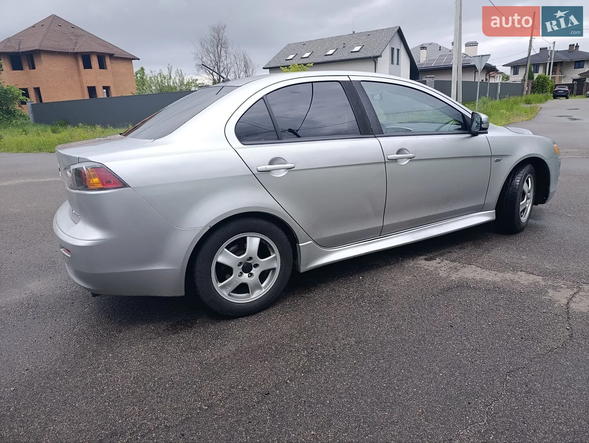 2016 Mitsubishi Lancer - мініатюра 10