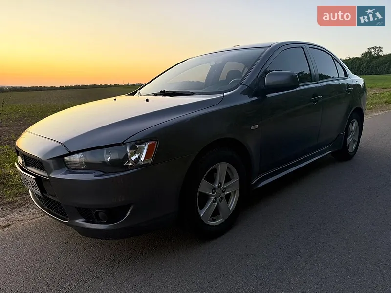 Mitsubishi Lancer