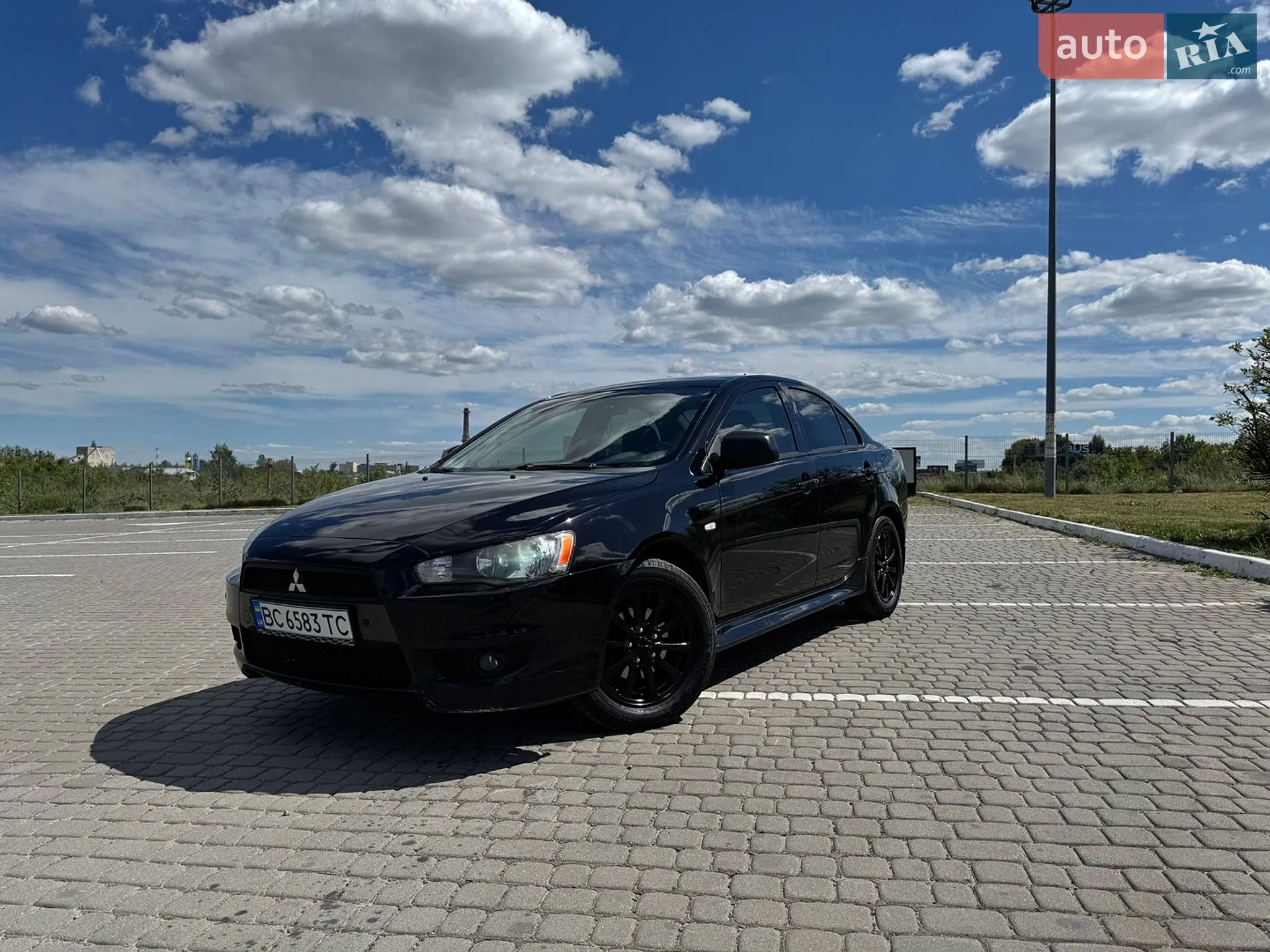 2011 Mitsubishi Lancer - мініатюра 14