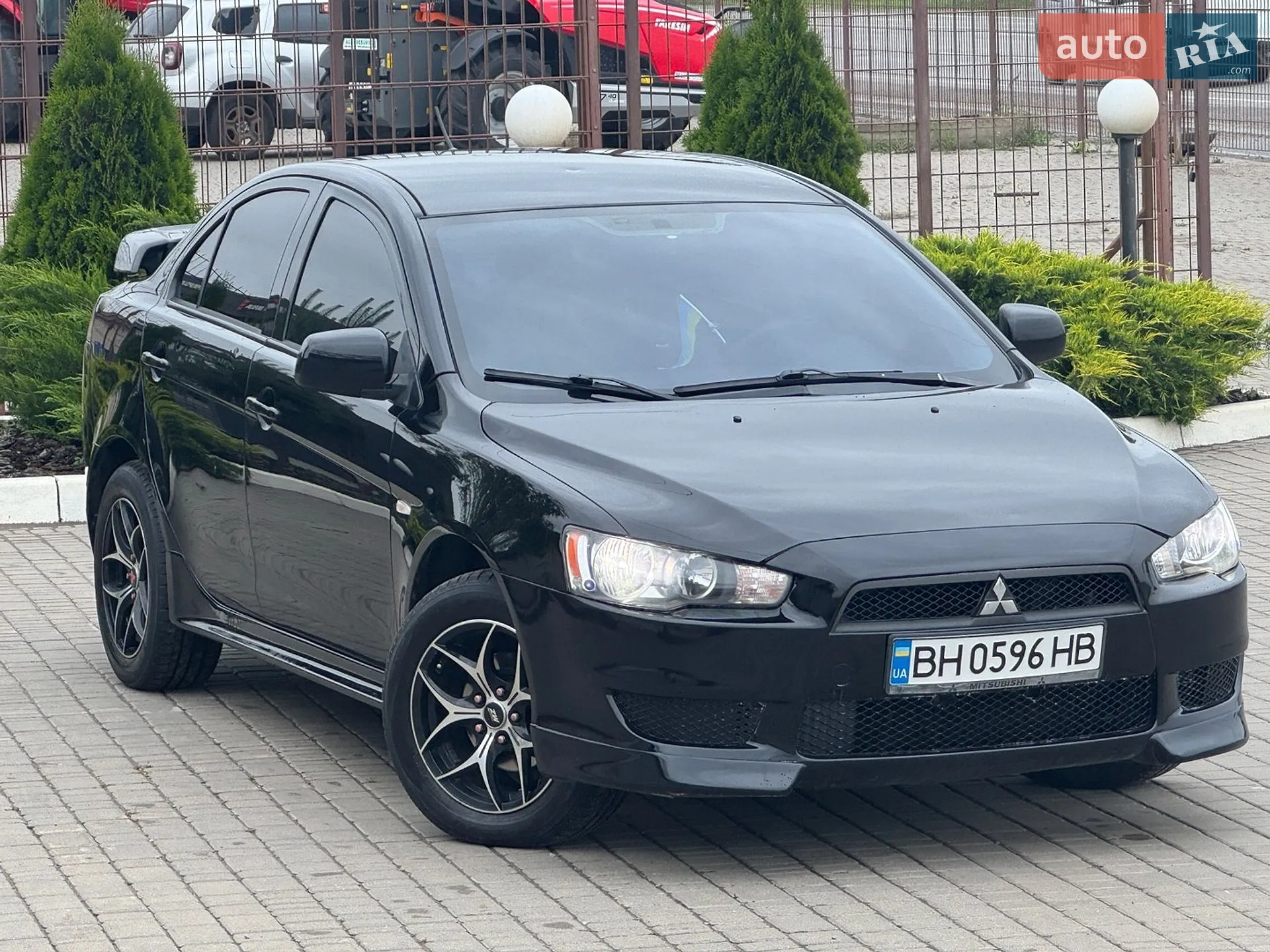 2010 Mitsubishi Lancer - мініатюра 5