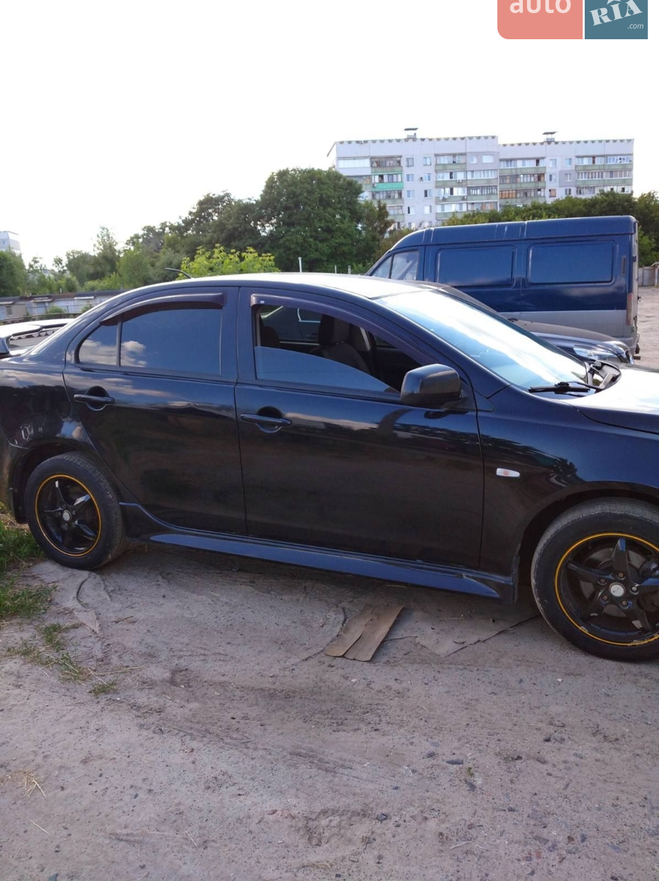 2010 Mitsubishi Lancer - мініатюра 16