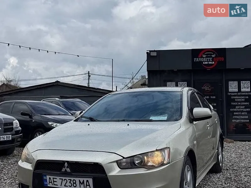 Mitsubishi Lancer