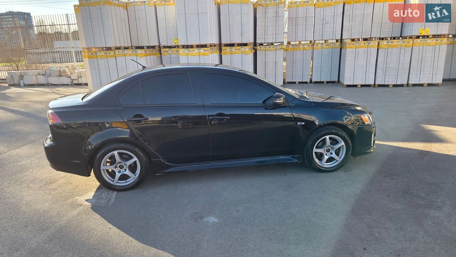 2016 Mitsubishi Lancer - мініатюра 9