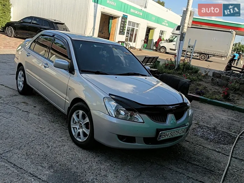 Mitsubishi Lancer