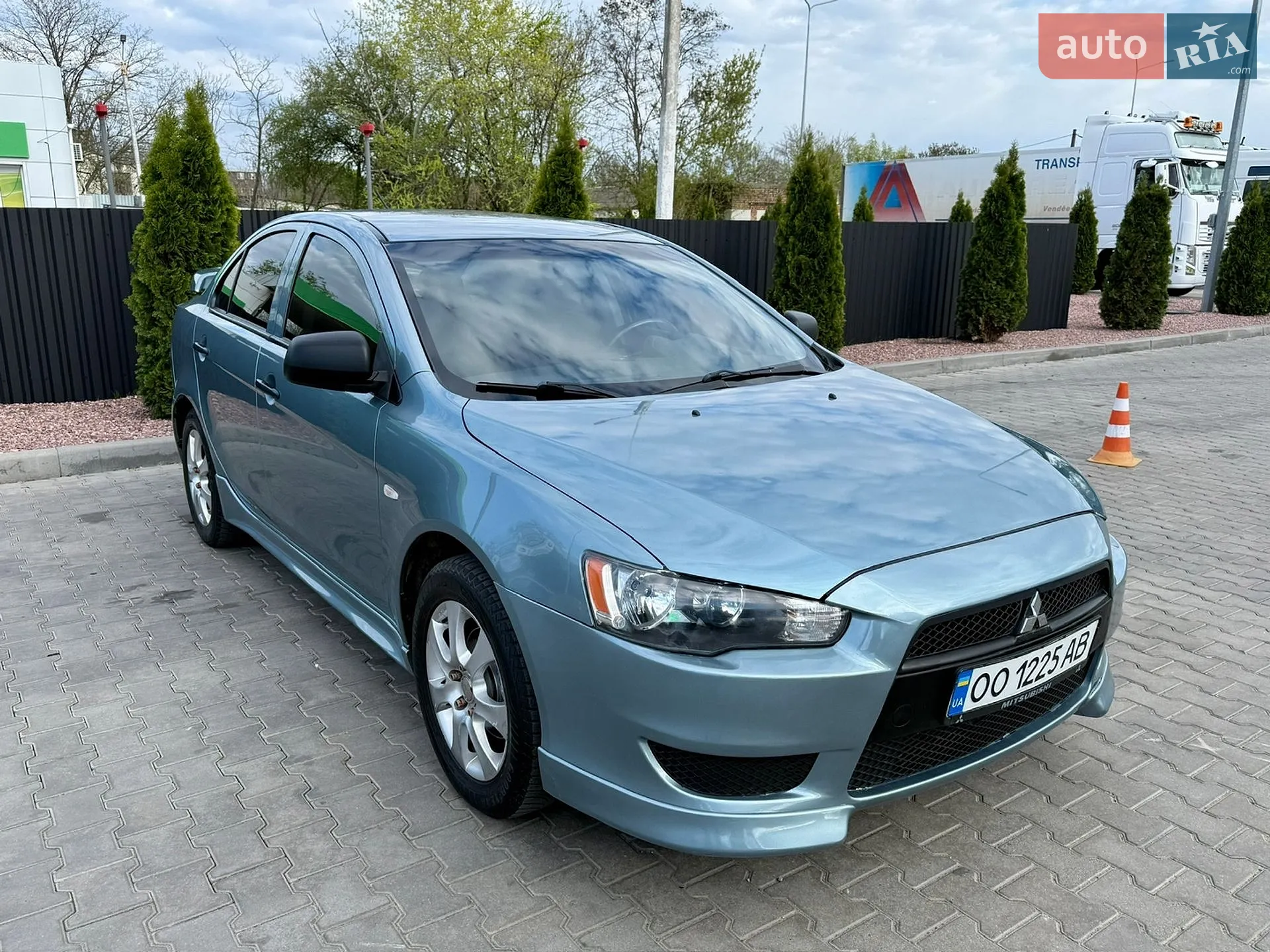 2010 Mitsubishi Lancer - мініатюра 4
