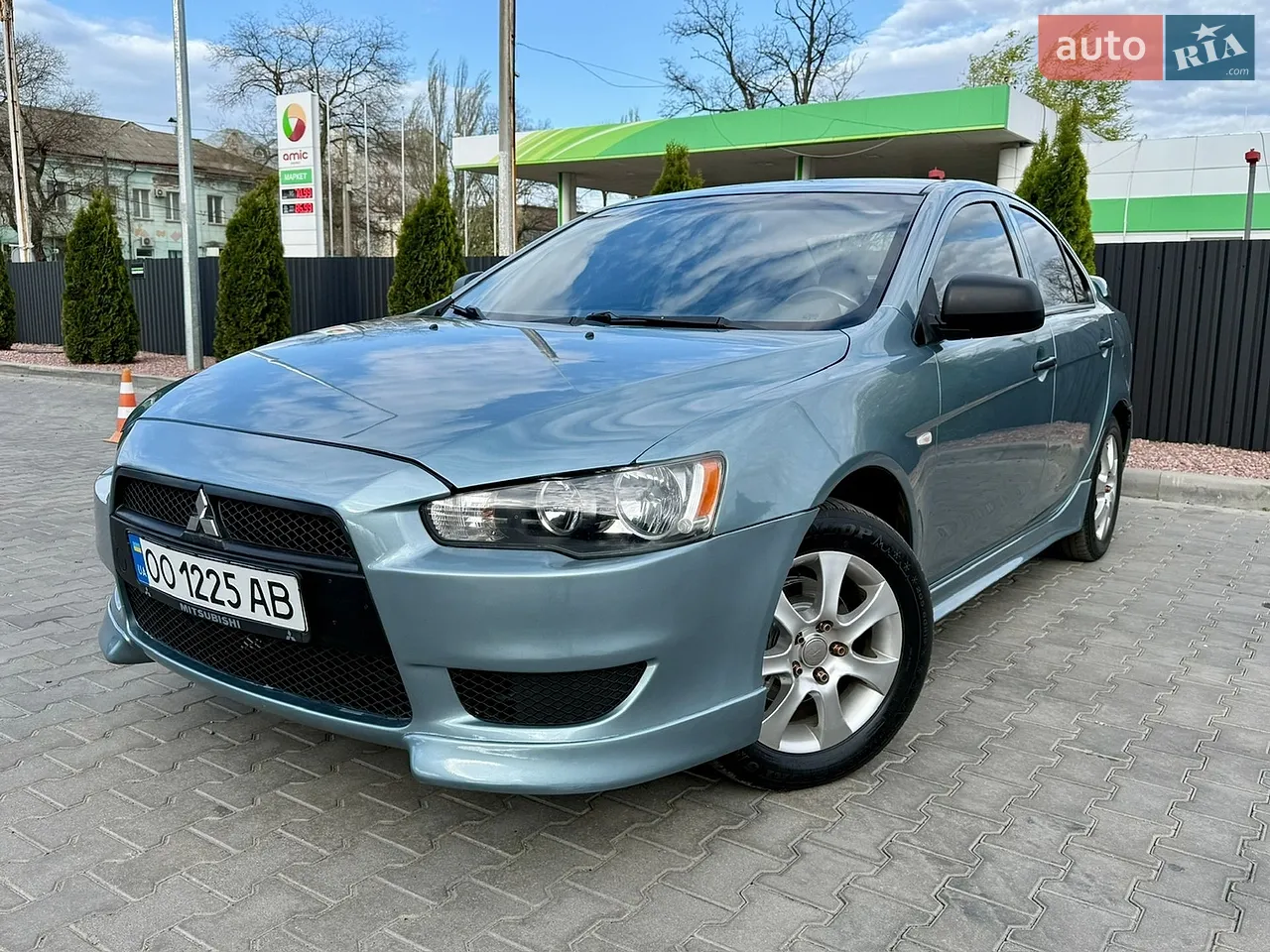 2011 Mitsubishi Lancer - мініатюра 23