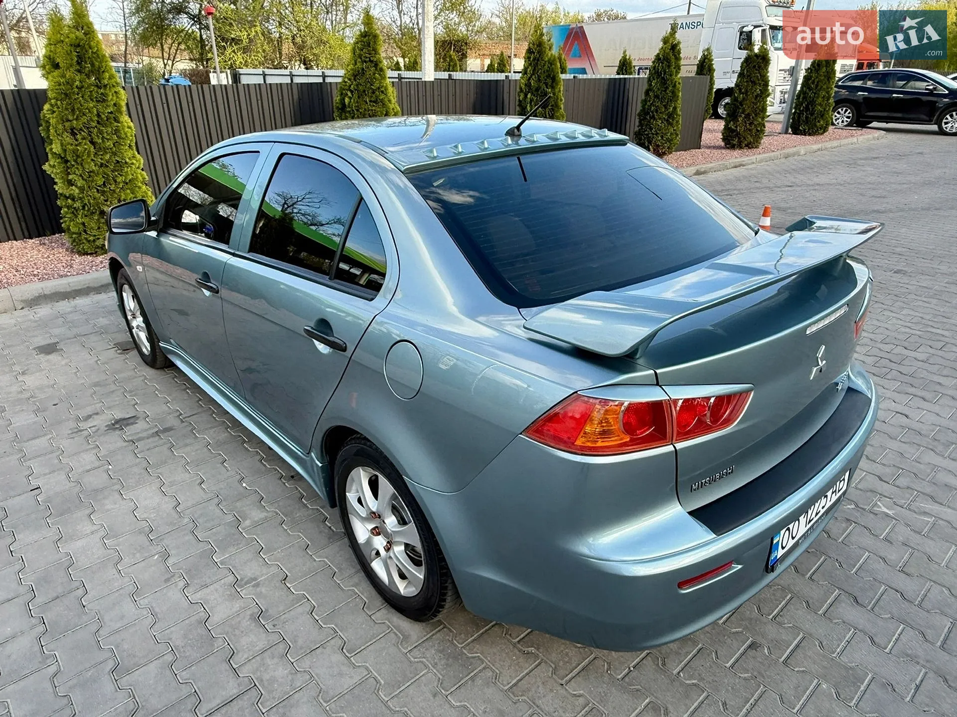 2010 Mitsubishi Lancer - мініатюра 18