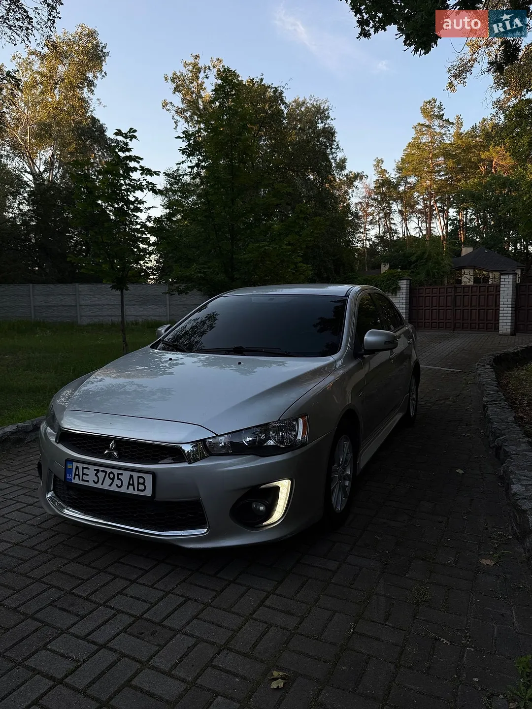 2015 Mitsubishi Lancer - мініатюра 2
