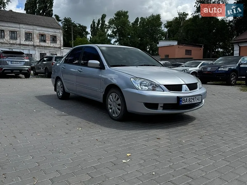 Mitsubishi Lancer
