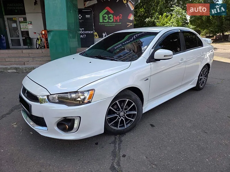 Mitsubishi Lancer