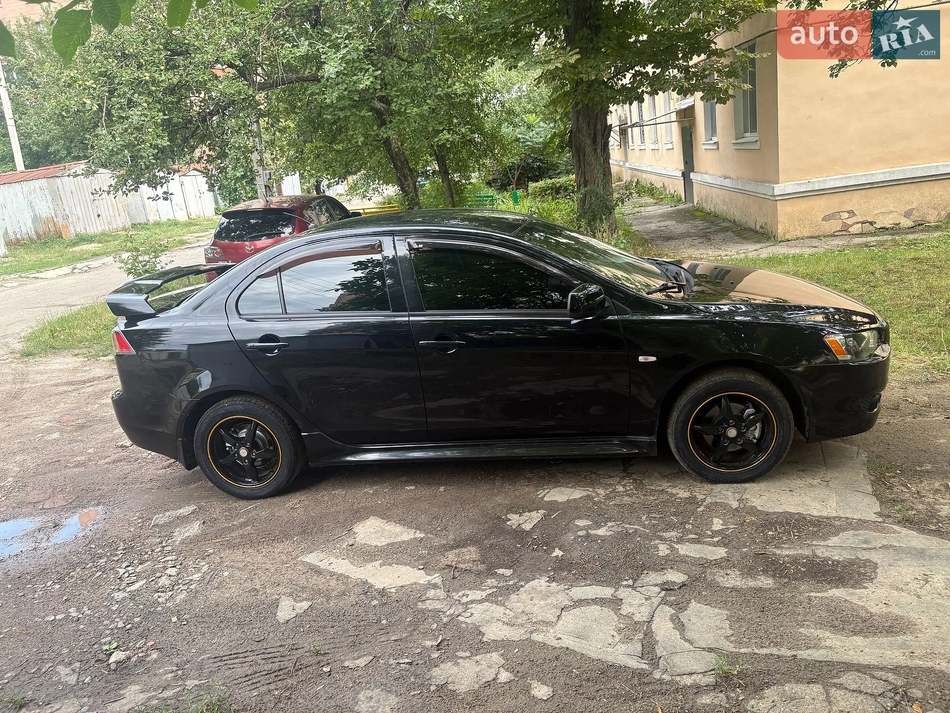 2011 Mitsubishi Lancer - мініатюра 10