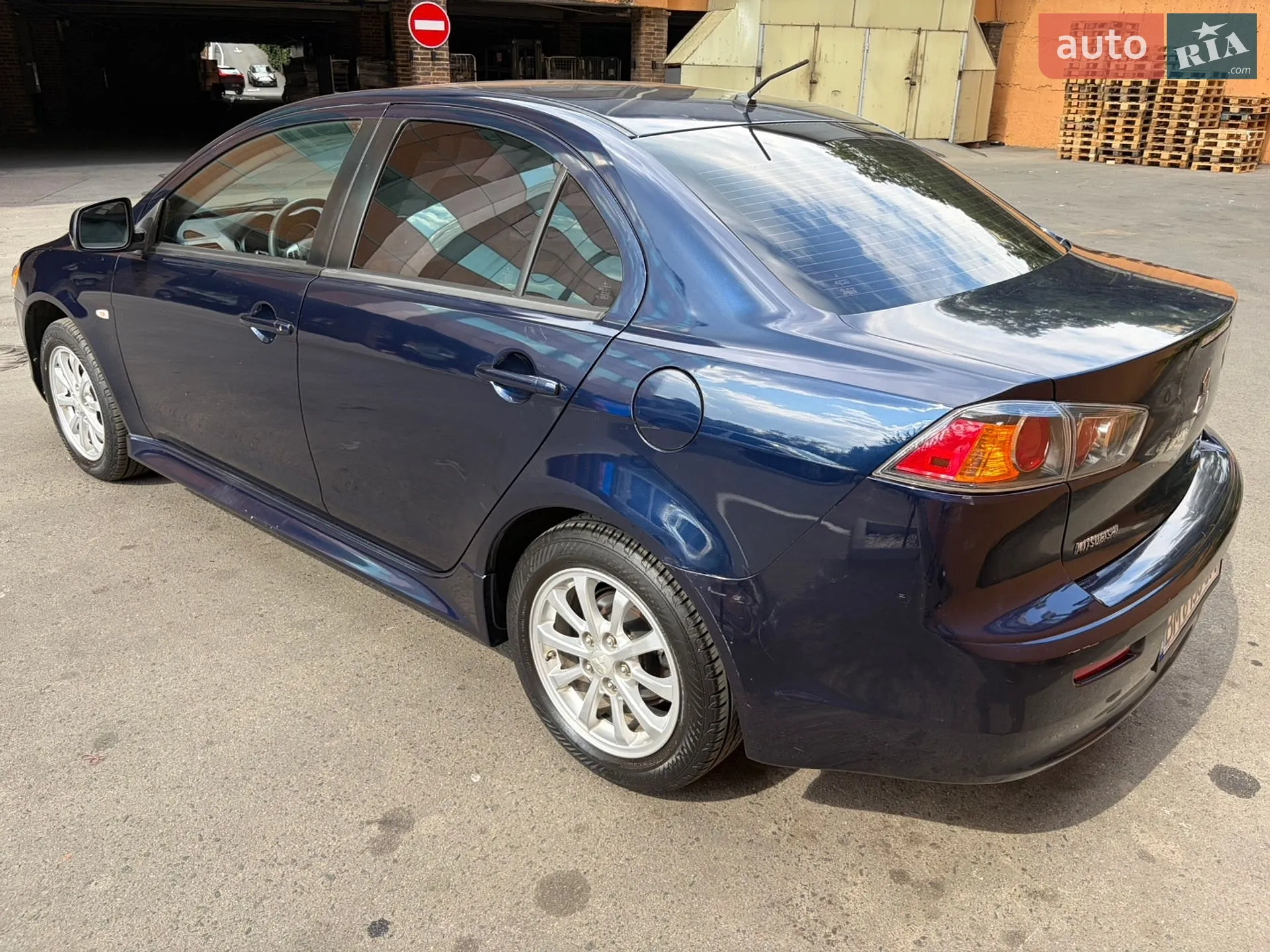 2014 Mitsubishi Lancer - мініатюра 14