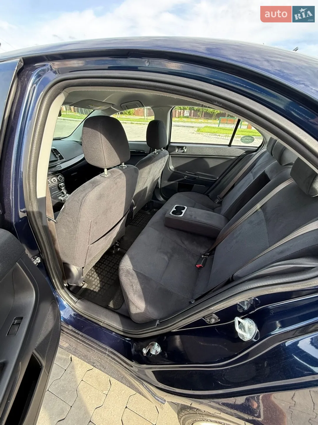 2014 Mitsubishi Lancer - мініатюра 17