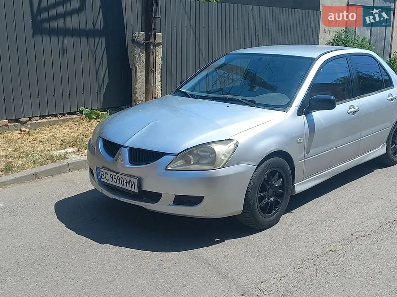 Mitsubishi Lancer