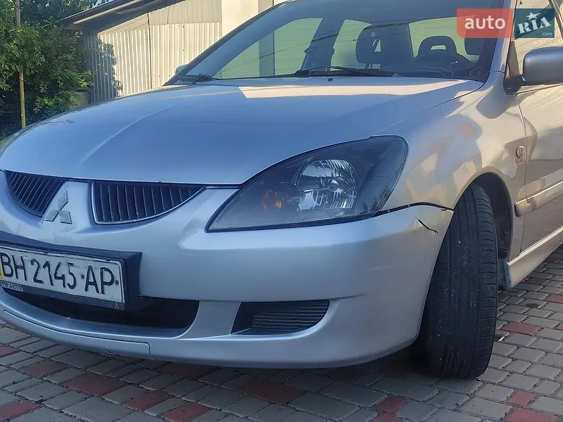 Mitsubishi Lancer