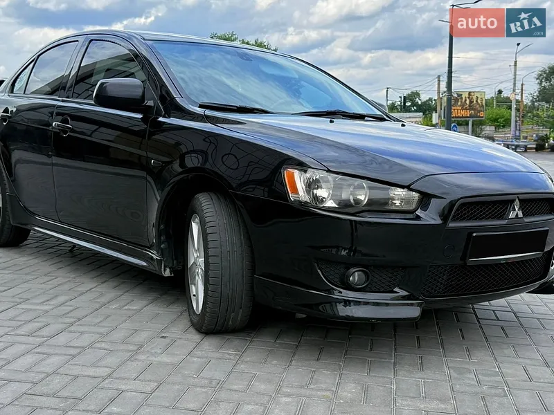 Mitsubishi Lancer