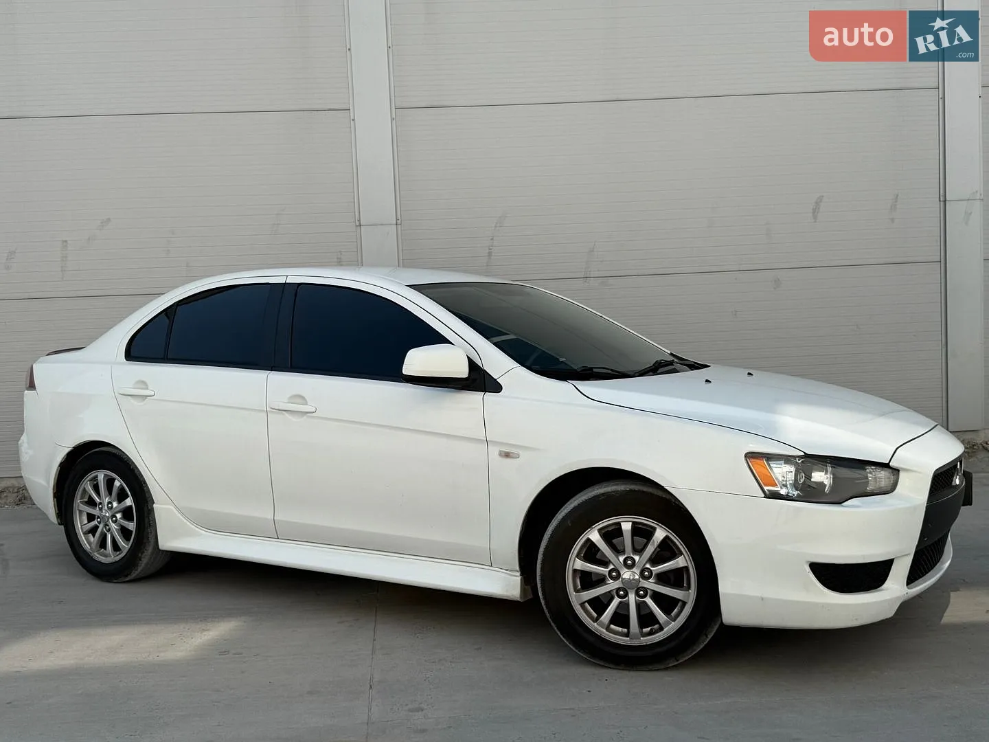 2010 Mitsubishi Lancer - мініатюра 9