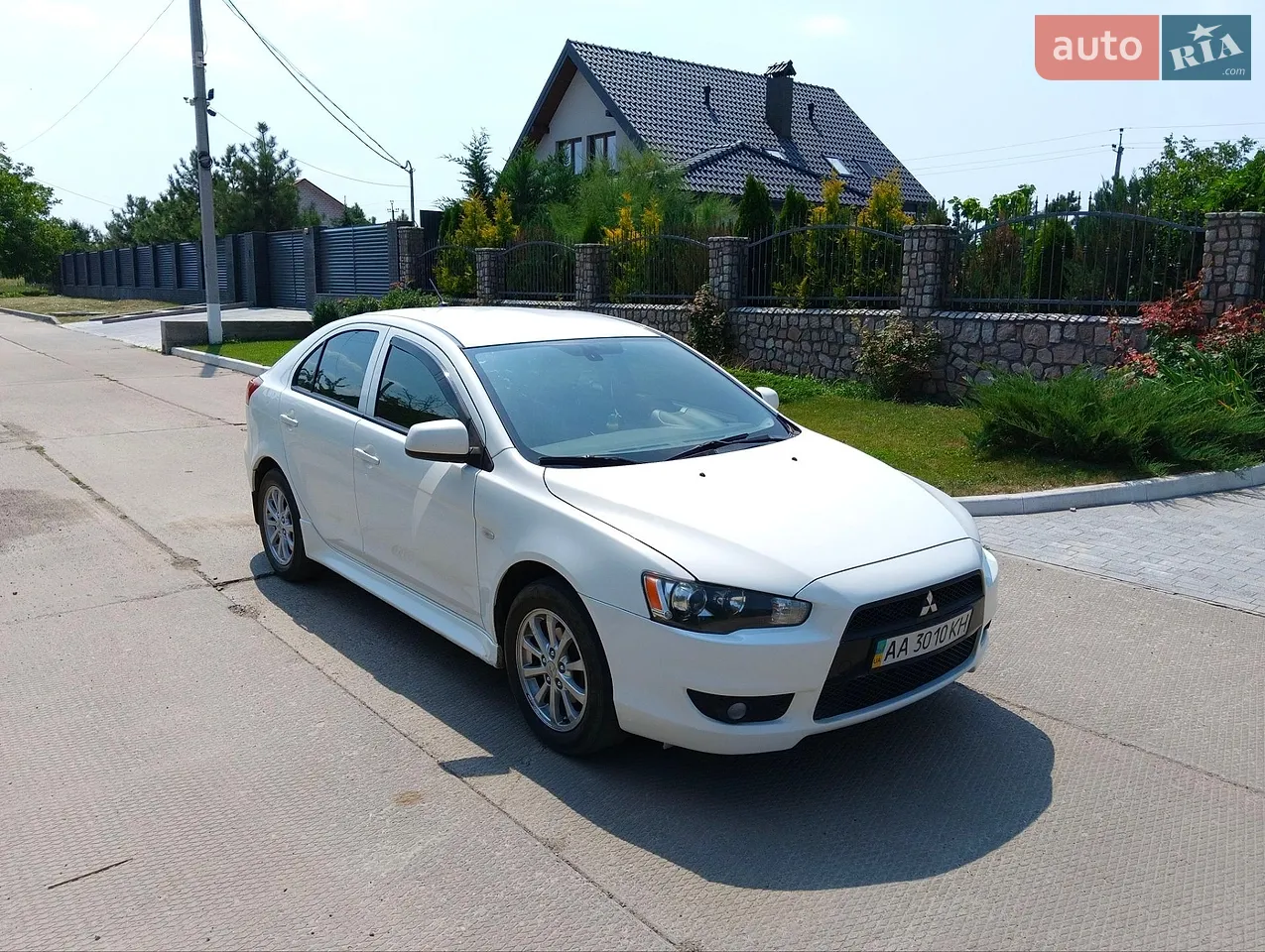 2010 Mitsubishi Lancer - мініатюра 30