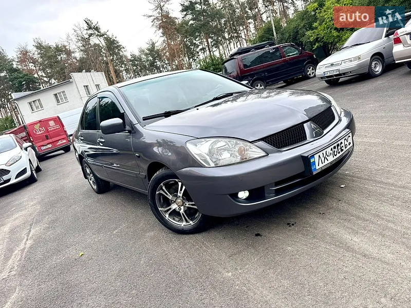 Mitsubishi Lancer