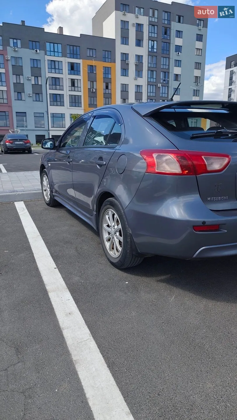 2010 Mitsubishi Lancer - мініатюра 7