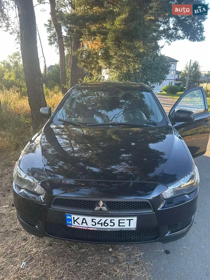2010 Mitsubishi Lancer - мініатюра 21