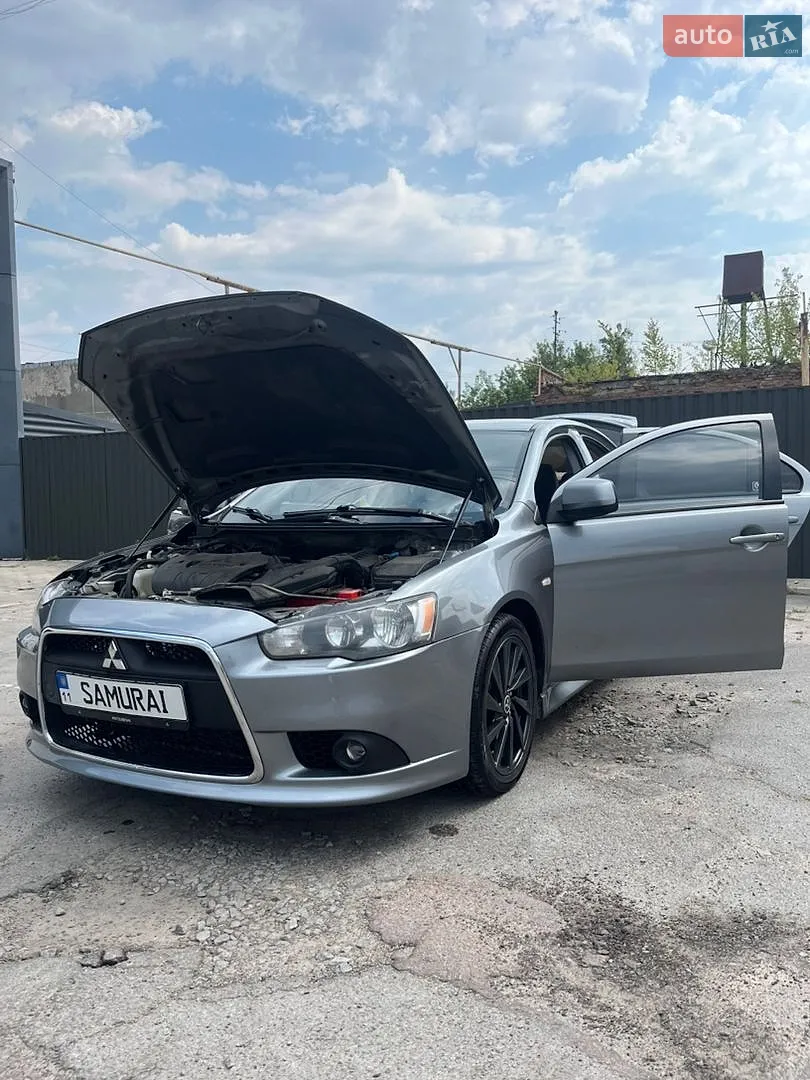 2013 Mitsubishi Lancer - фото 1