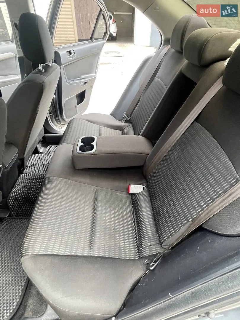 2013 Mitsubishi Lancer - мініатюра 13