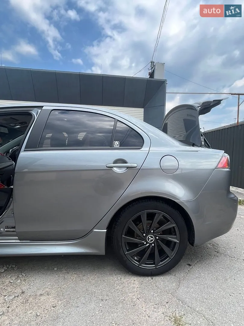 2013 Mitsubishi Lancer - мініатюра 15