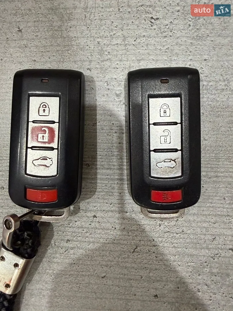 2011 Mitsubishi Lancer - мініатюра 24