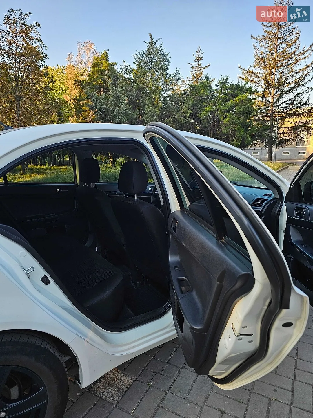 2015 Mitsubishi Lancer - мініатюра 8