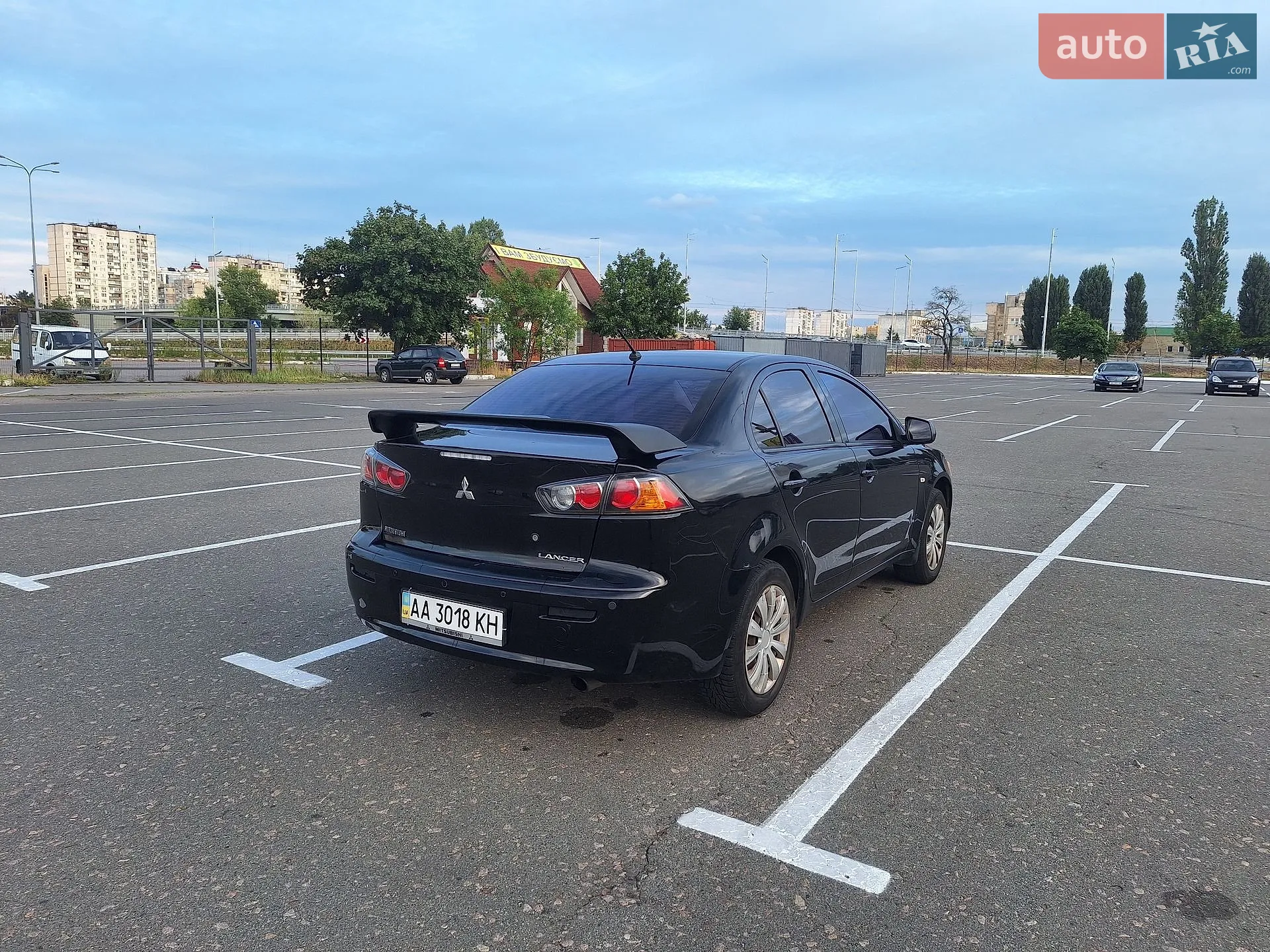 2010 Mitsubishi Lancer - мініатюра 9