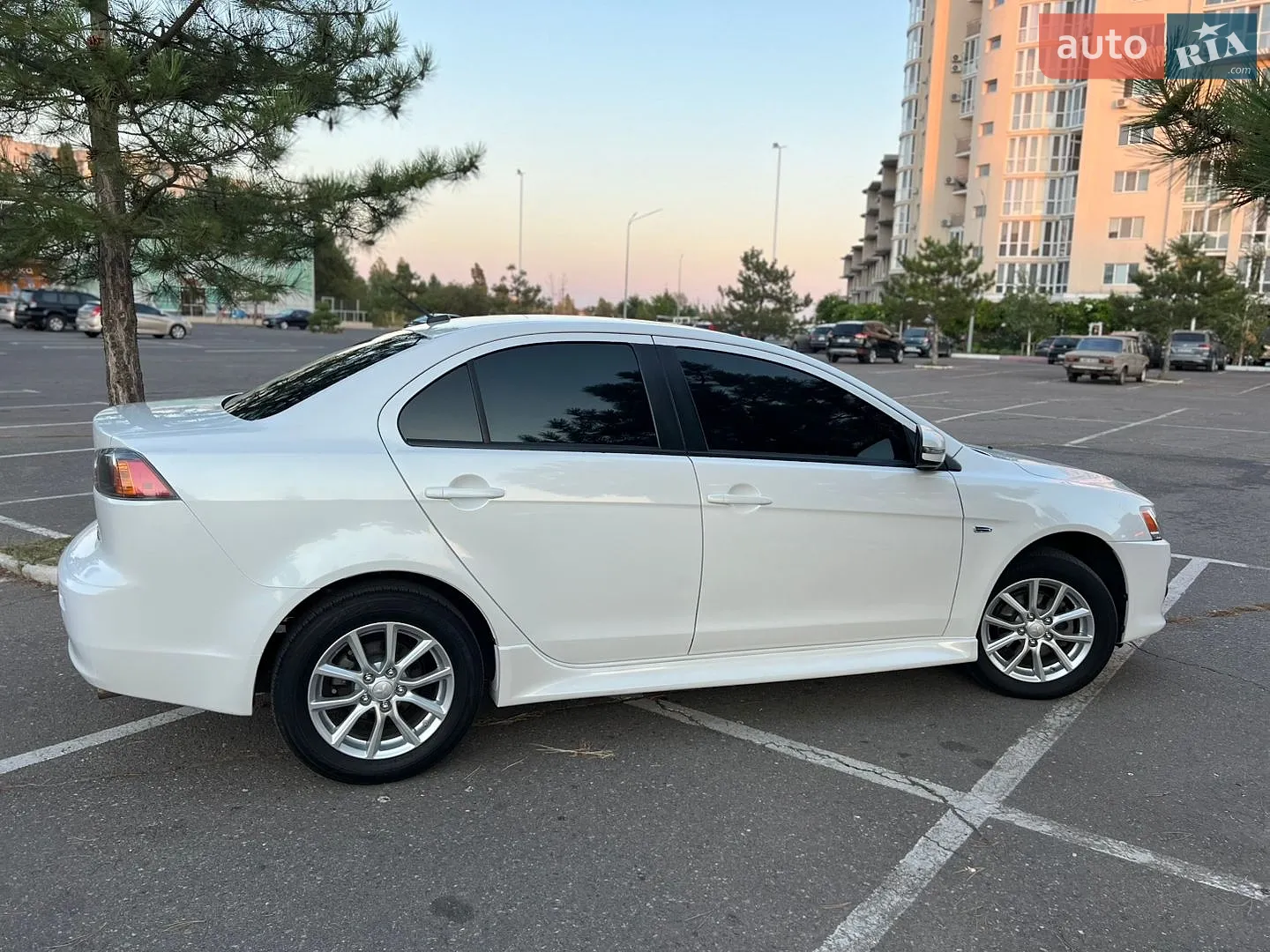 2015 Mitsubishi Lancer - мініатюра 33