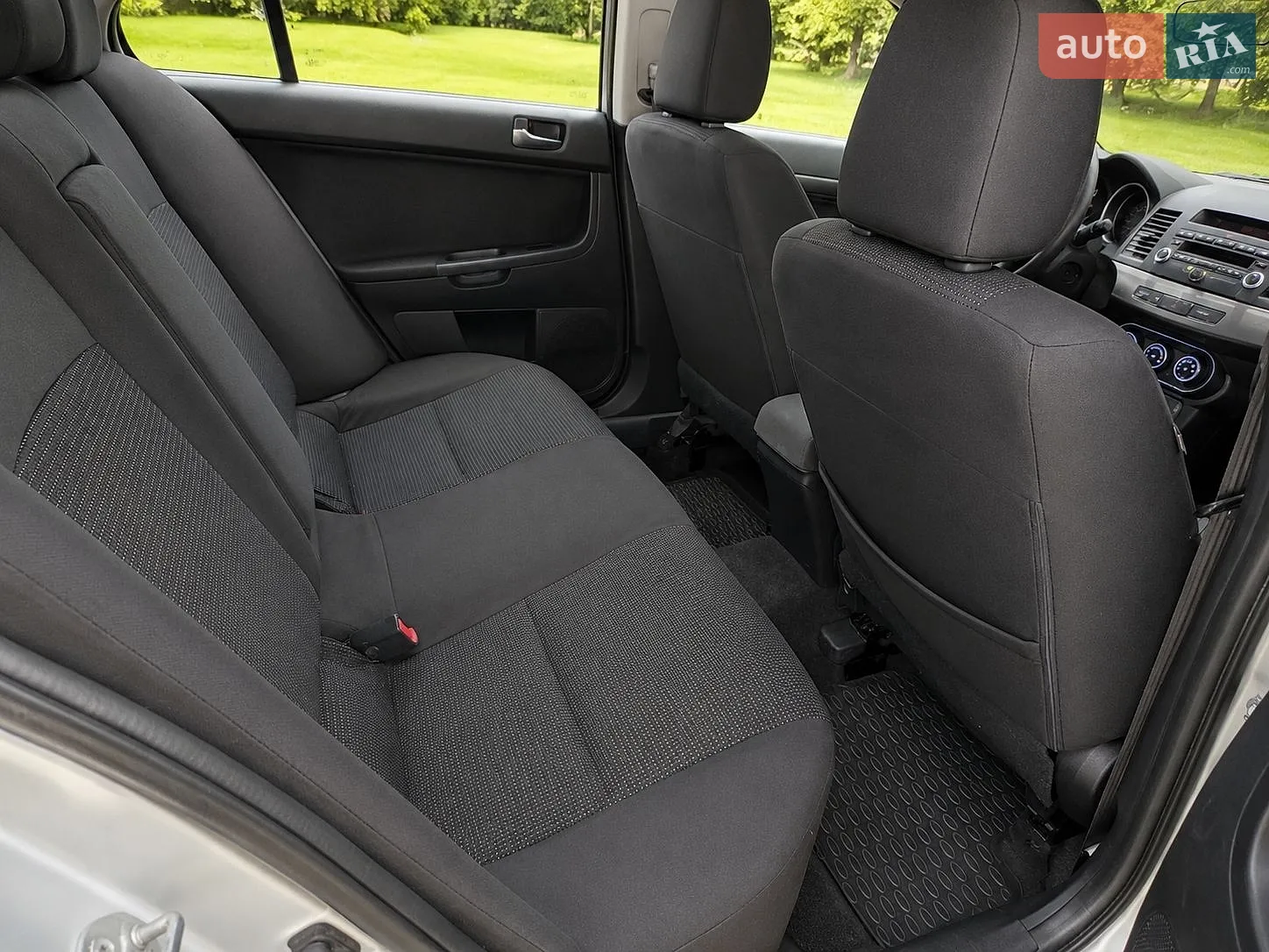 2011 Mitsubishi Lancer - мініатюра 5