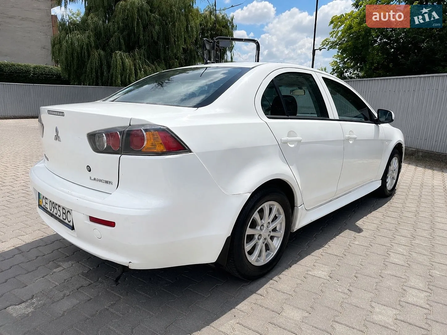 2011 Mitsubishi Lancer - мініатюра 9