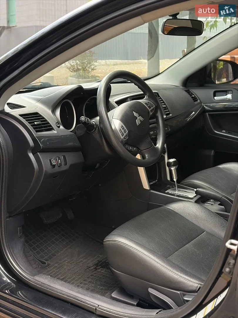 2016 Mitsubishi Lancer - мініатюра 9