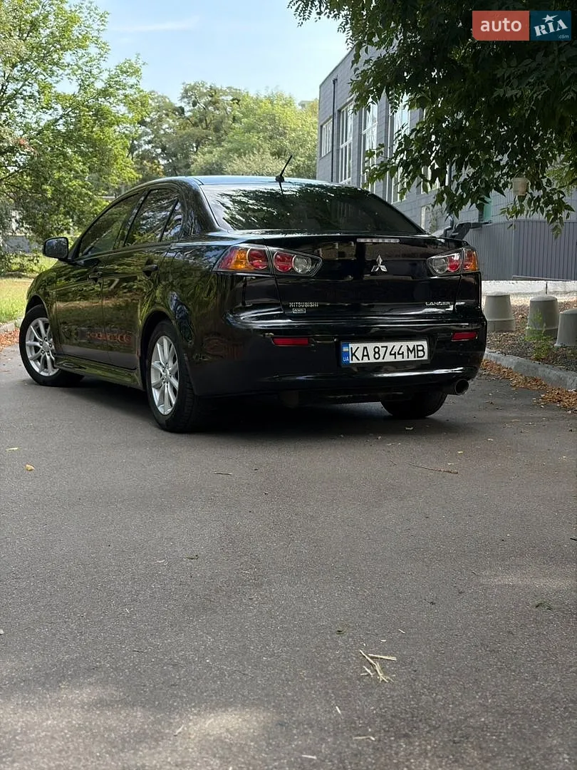 2016 Mitsubishi Lancer - мініатюра 8