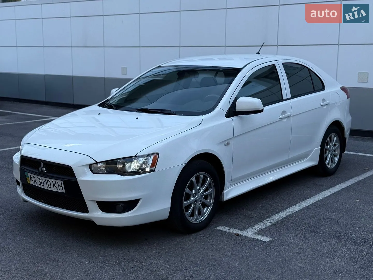 2010 Mitsubishi Lancer - мініатюра 10
