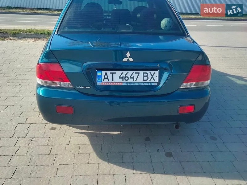Mitsubishi Lancer