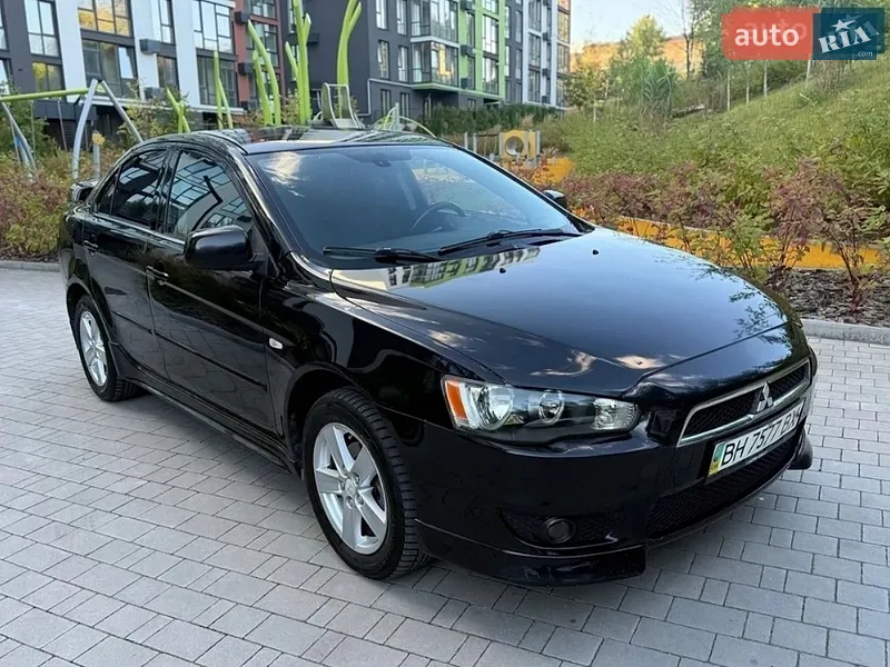 Mitsubishi Lancer