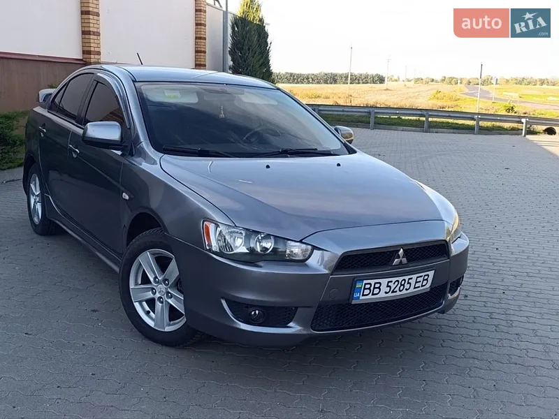 Mitsubishi Lancer