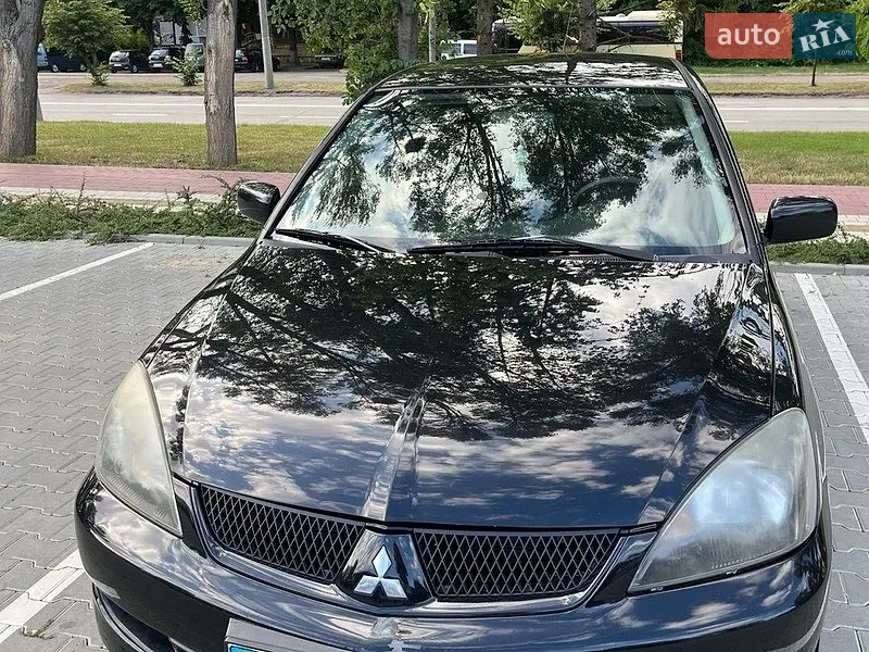 Mitsubishi Lancer