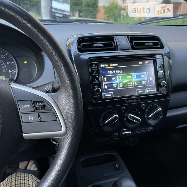 Седан Mitsubishi Mirage 2019 в Хмельницькому