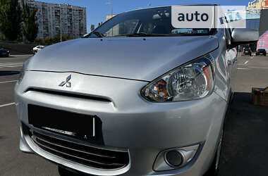 Хэтчбек Mitsubishi Mirage 2014 в Киеве