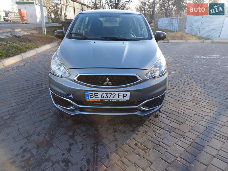 Хетчбек Mitsubishi Mirage 2019 в 