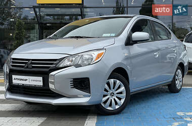 Седан Mitsubishi Mirage 2022 в 
