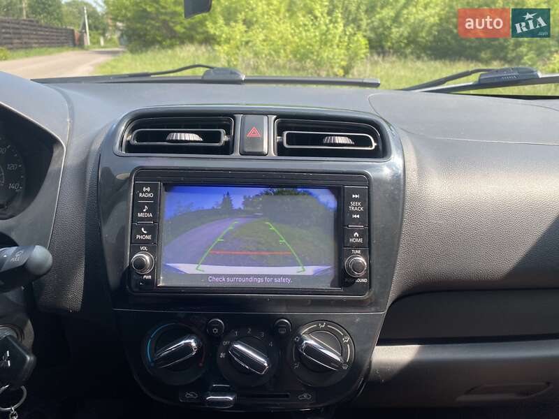 Седан Mitsubishi Mirage 2018 в Бердичеве