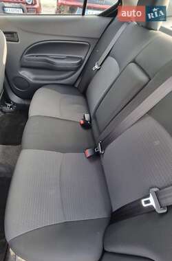Седан Mitsubishi Mirage 2020 в 