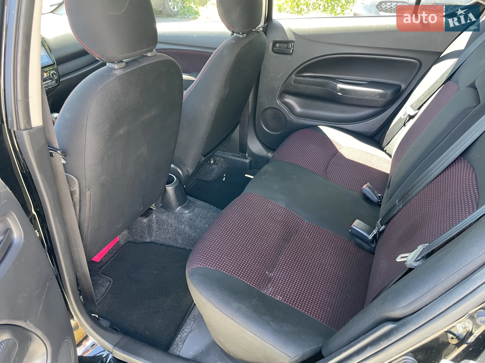 2021 Mitsubishi Mirage - мініатюра 6